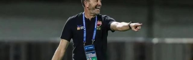 世界杯-专访深足主帅：力争上游，用积极心态踢好每场比赛